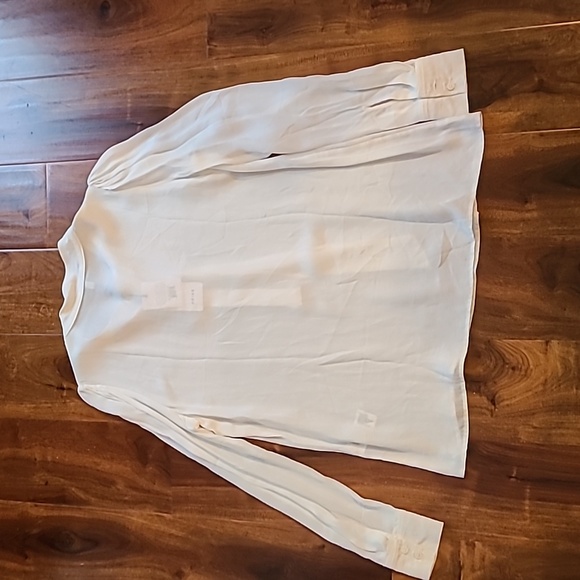 🎊Host Pick🎊 Reiss Morgan Tie Neck Blouse - Picture 16 of 16